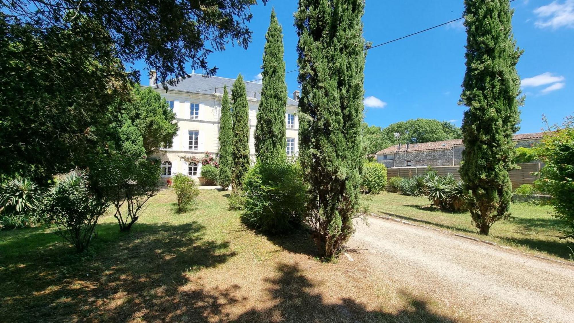 Villa Domaine De Rochebonne Saint-Just-Luzac Esterno foto