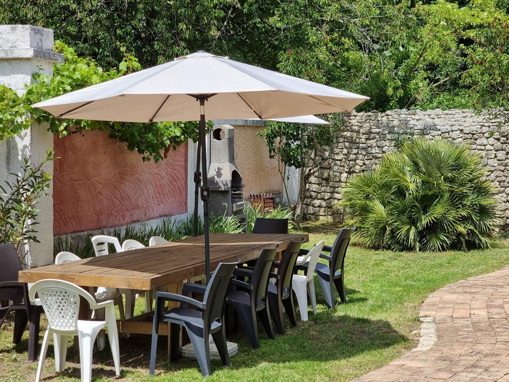 Villa Domaine De Rochebonne Saint-Just-Luzac Esterno foto